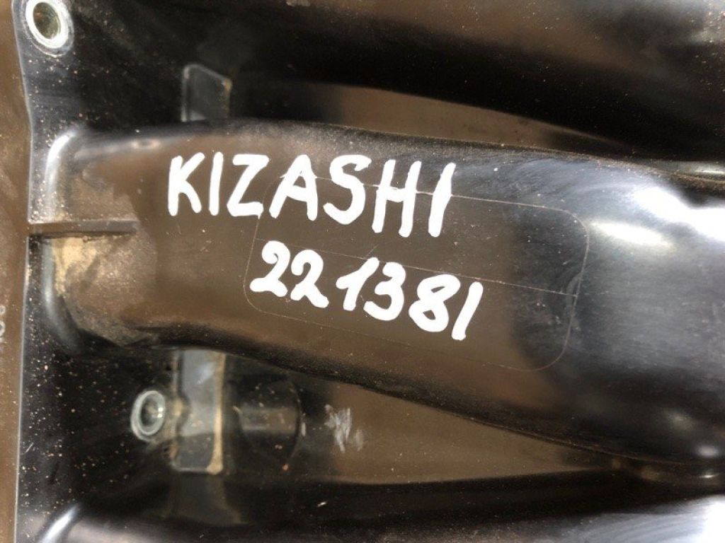 13110-57L10 | Колектор впускний SUZUKI KIZASHI 09-14 - Фото 2