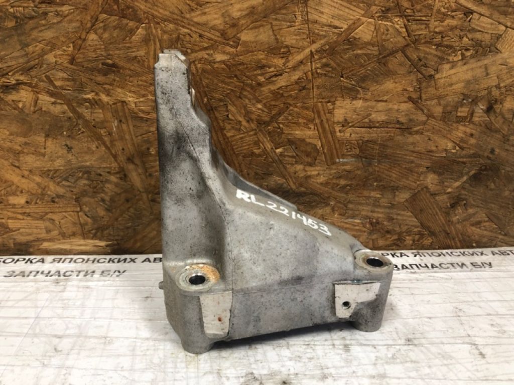 50610-SDB-A01 | Кронштейн двигуна задн. прав. ACURA RL 05-12