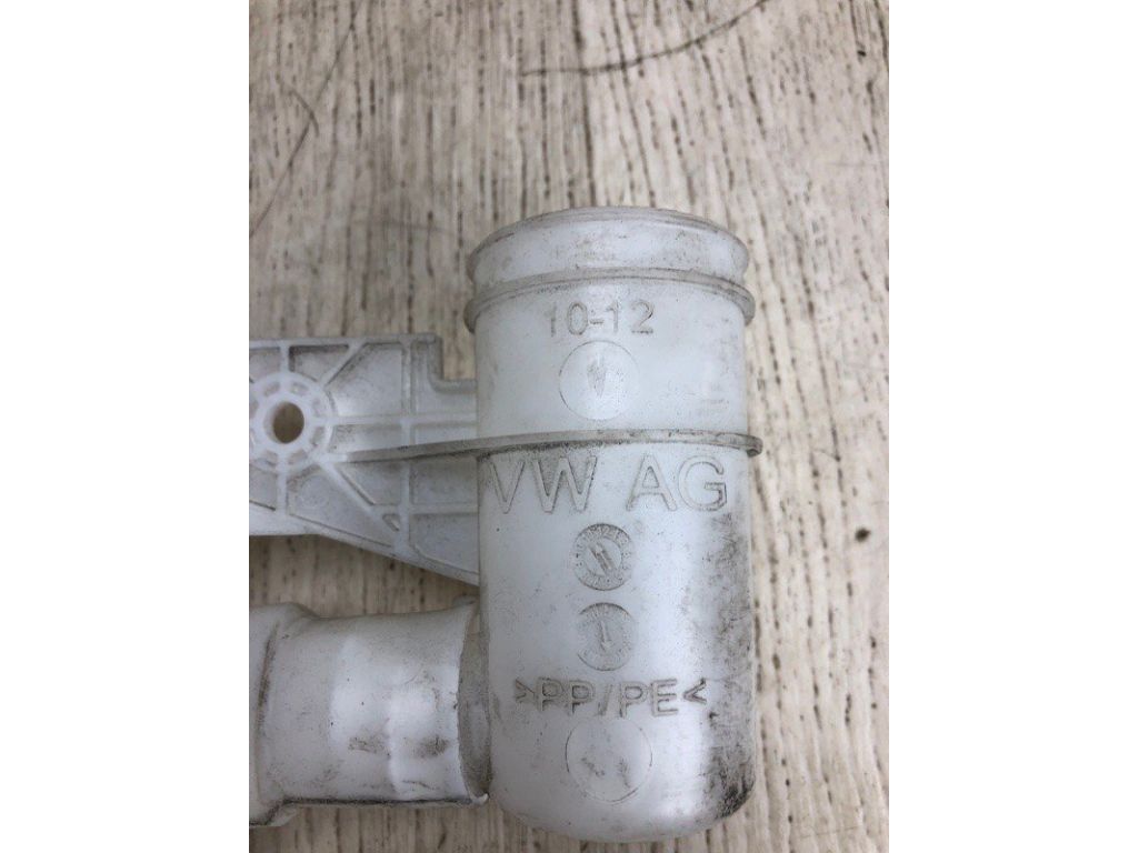5C6 955 453 L | Горловина бачка стеклоомывателя VOLKSWAGEN JETTA USA 10-17 - Фото 6