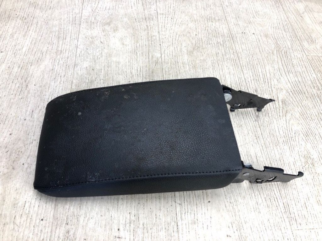 5C6 864 571 | Подлокотник VOLKSWAGEN JETTA USA 10-17