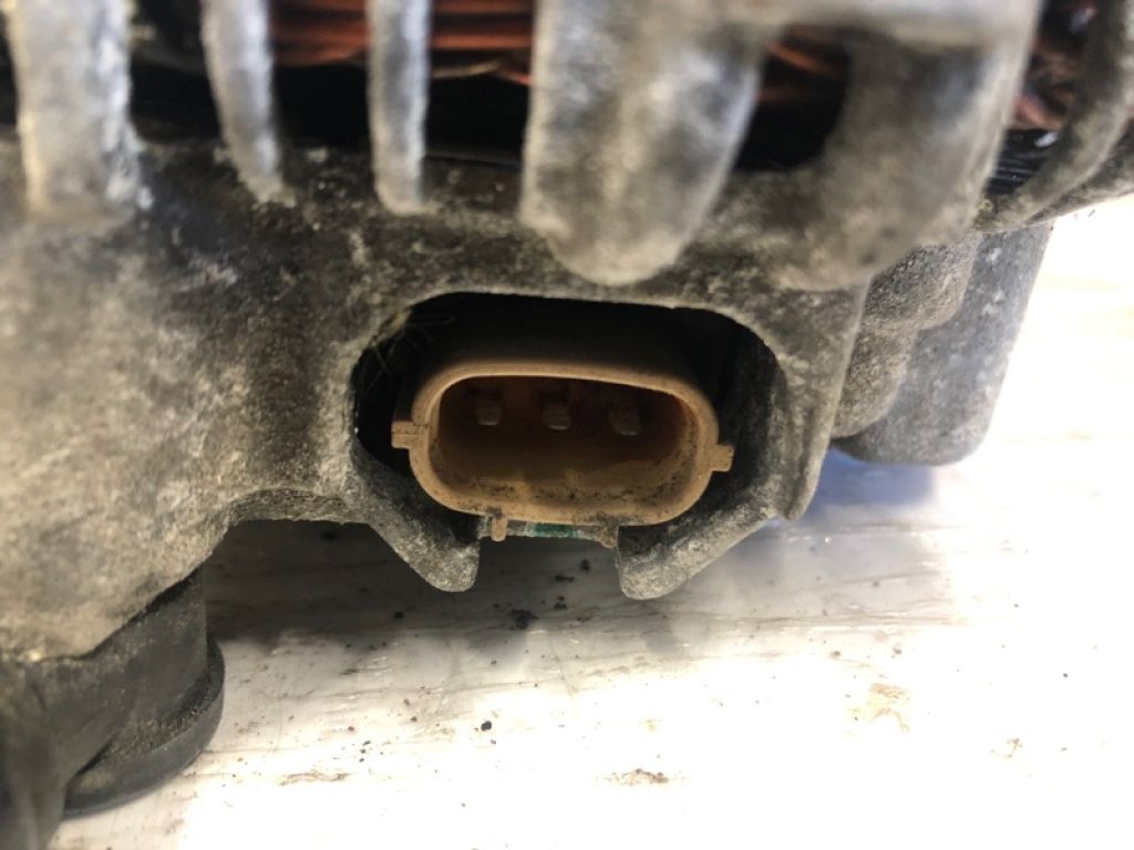 23700AA63A | Генератор SUBARU OUTBACK 09-14 BR - Фото 4