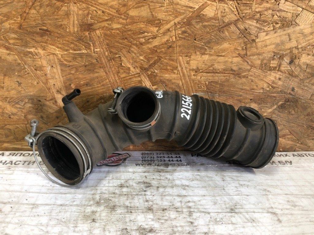 1505A394 | Патрубок воздушного фильтра MITSUBISHI GALANT 03-12