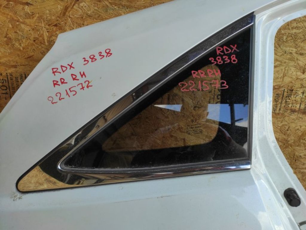 73501-TX4-A02 | Стекло в кузов задн. прав. ACURA RDX 12-19