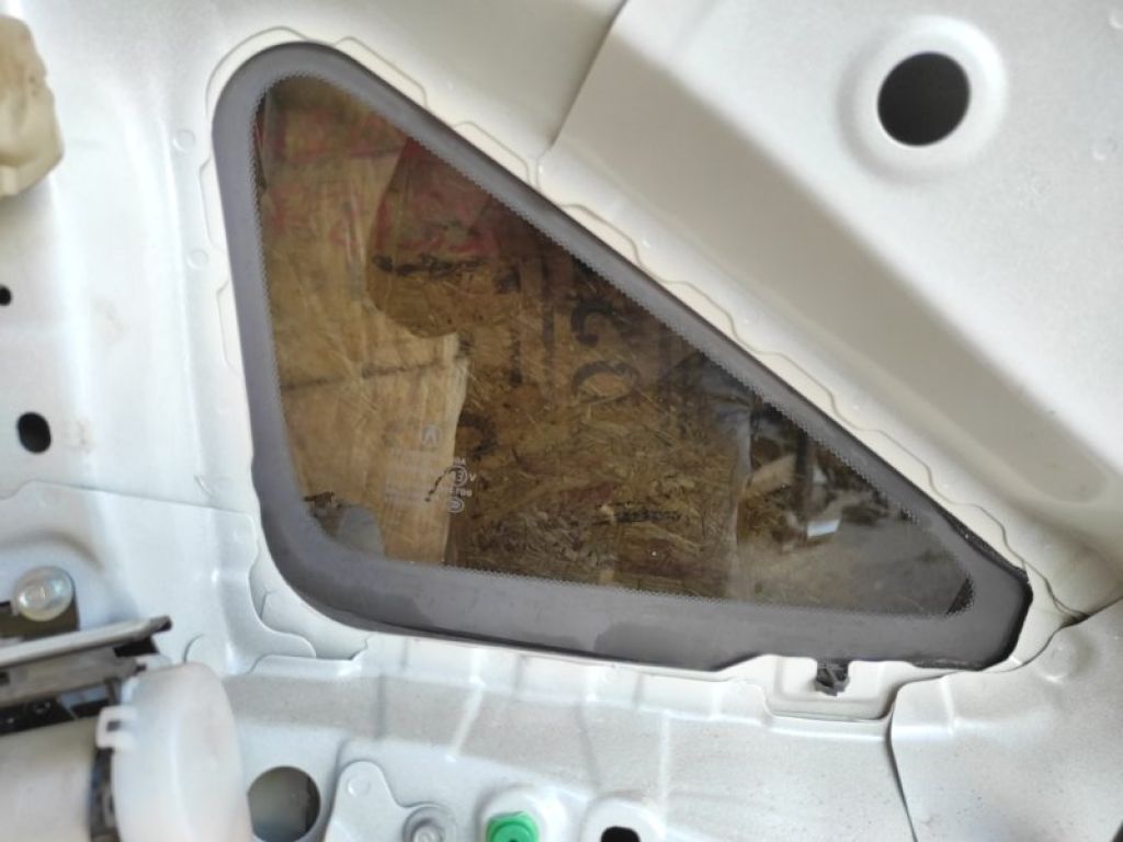 73501-TX4-A02 | Стекло в кузов задн. прав. ACURA RDX 12-19 - Фото 4