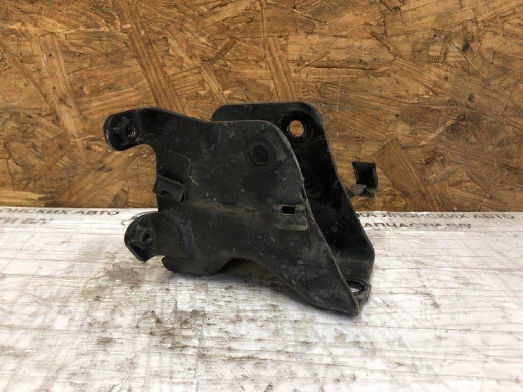 MN156689 | Кронштейн КПП MITSUBISHI GALANT 03-12