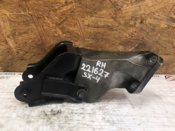 Кронштейн двигуна SUZUKI SX4 06-13