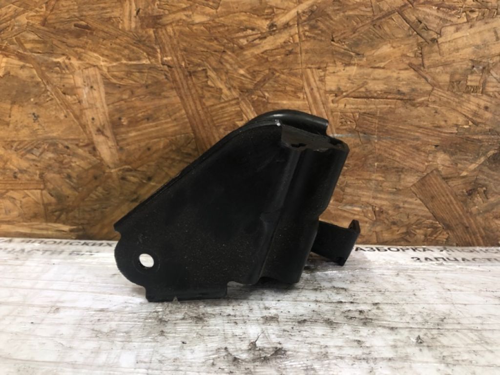 11761-80J00 | Кронштейн двигателя SUZUKI SX4 06-13