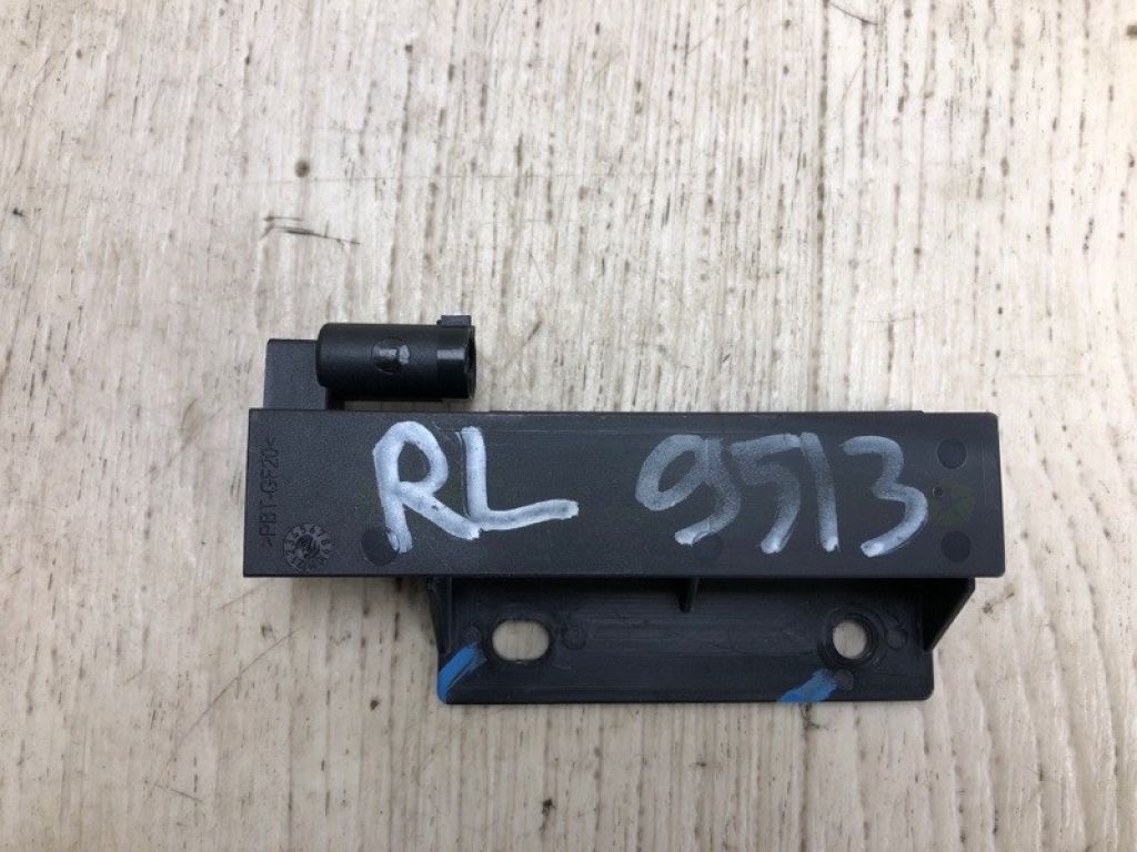 68067753AA | Антена DODGE JOURNEY 08-20