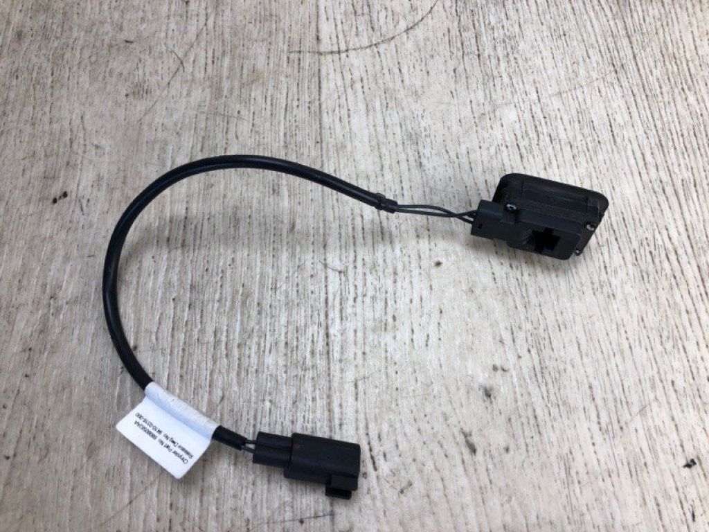 68080582AA | Кнопка відкриття багажника зовнішня DODGE JOURNEY 08-20 - Фото 3