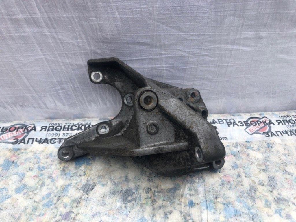 22870AA220 | Кронштейн насоса ГУР SUBARU OUTBACK 09-14 BR
