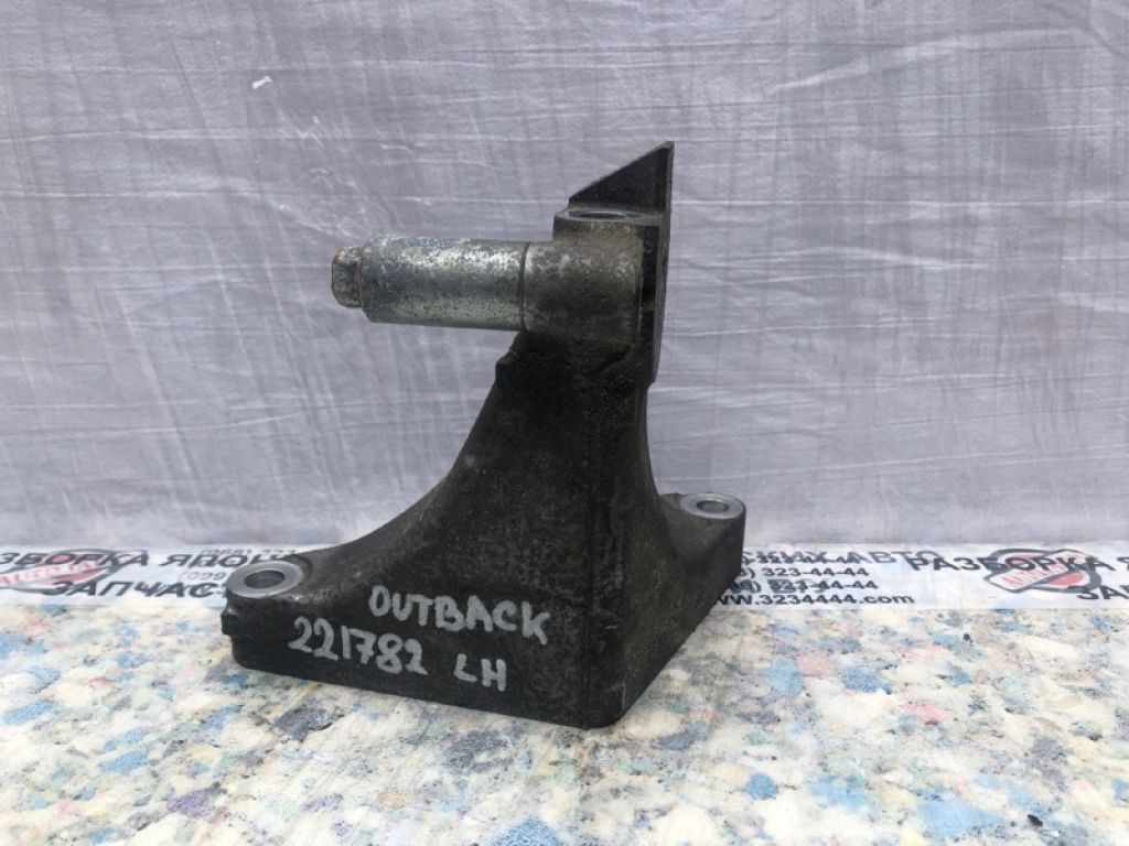 30450AA010 | Кронштейн КПП лев. SUBARU OUTBACK 09-14 BR