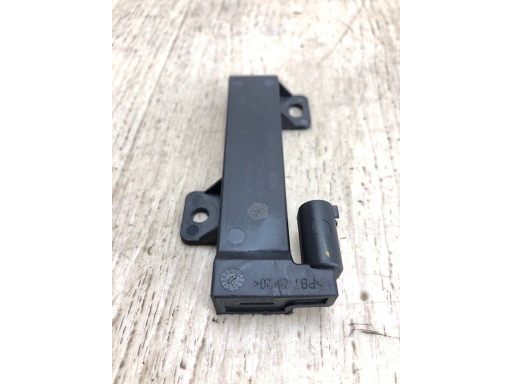 68051315AB | Антенна JEEP RENEGADE (BU) 14- - Фото 3