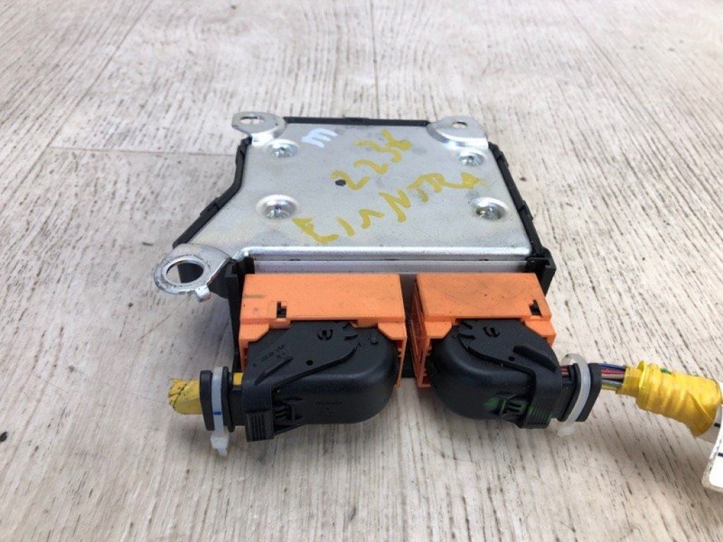 95910-3Y000 | Блок керування AIRBAG HYUNDAI ELANTRA MD 10-15 - Фото 4