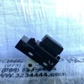 KD35-66-660 | Кнопка центрального замка передн. прав. MAZDA CX-5 (KE) 11-17 - Превью 3
