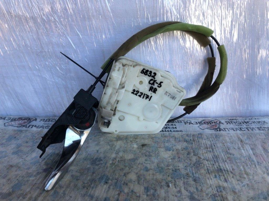 KD53-72-310 | Замок двері задн. прав. MAZDA CX-5 (KE) 11-17