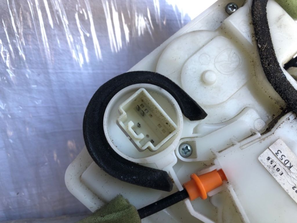 KD53-72-310 | Замок двері задн. прав. MAZDA CX-5 (KE) 11-17 - Фото 3