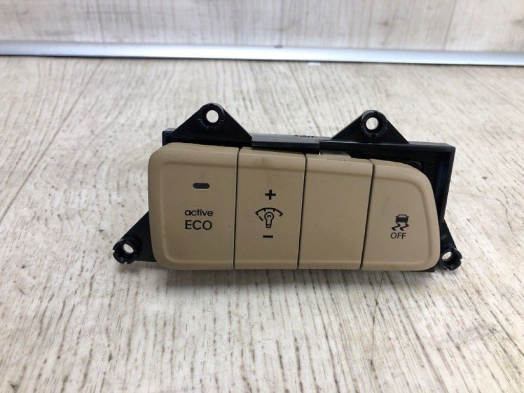 93310-3X100 | Блок кнопок торпедо HYUNDAI ELANTRA MD 10-15