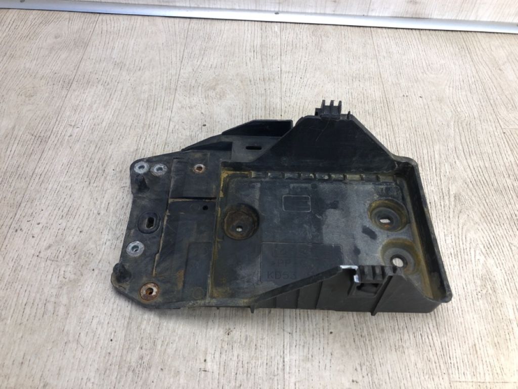 KD5356040B | Полка аккумулятора MAZDA 3 BM 13-19
