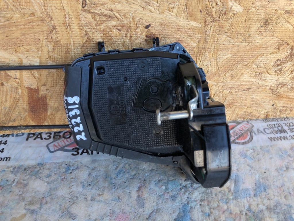 69050-AC030 | Замок двері задн. прав. TOYOTA AVALON 05-12 - Фото 3