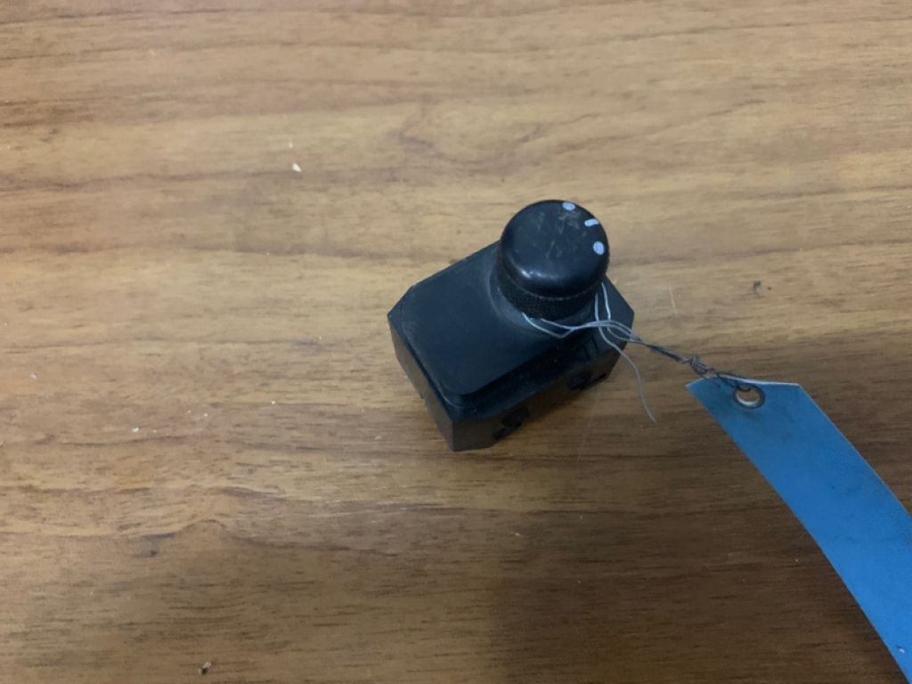 37950-62J00 | Блок керування дзеркалами SUZUKI SX4 06-13 - Фото 3