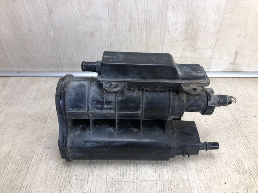 PE8V-13-96Z | Абсорбер паливний MAZDA 3 BM 13-19