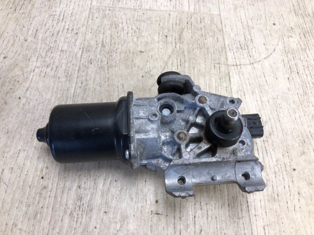 BHS2-67-340A | Моторчик стеклоочистителя передн. MAZDA 3 BM 13-19
