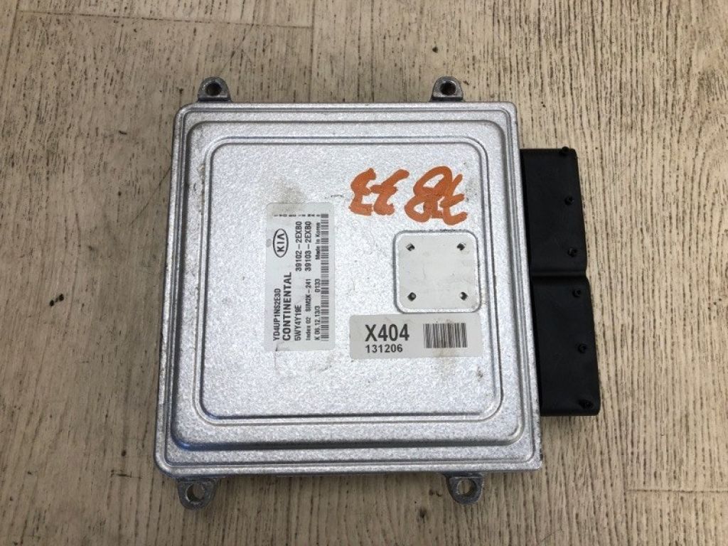 39103-2EXB0 | Блок керування двигуном KIA FORTE YD 12-