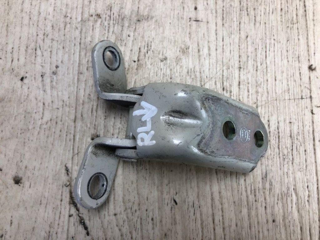 79310-2E000 | Петля двері нижня задн. лів. KIA FORTE YD 12-