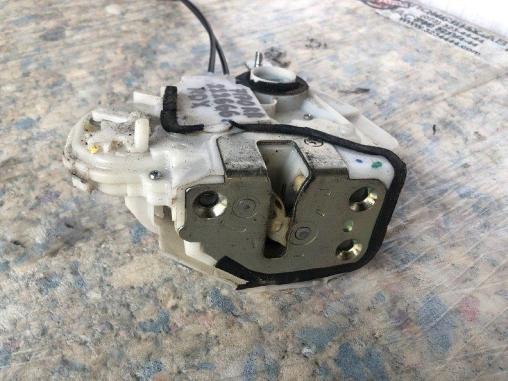 72610-STK-A04 | Замок двери задн. прав. ACURA RDX 06-12 - Фото 4