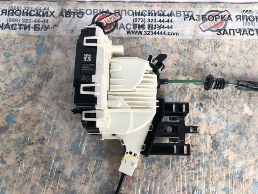 82500-5DC0B | Замок двері задн. прав. INFINITI QX30 16-20
