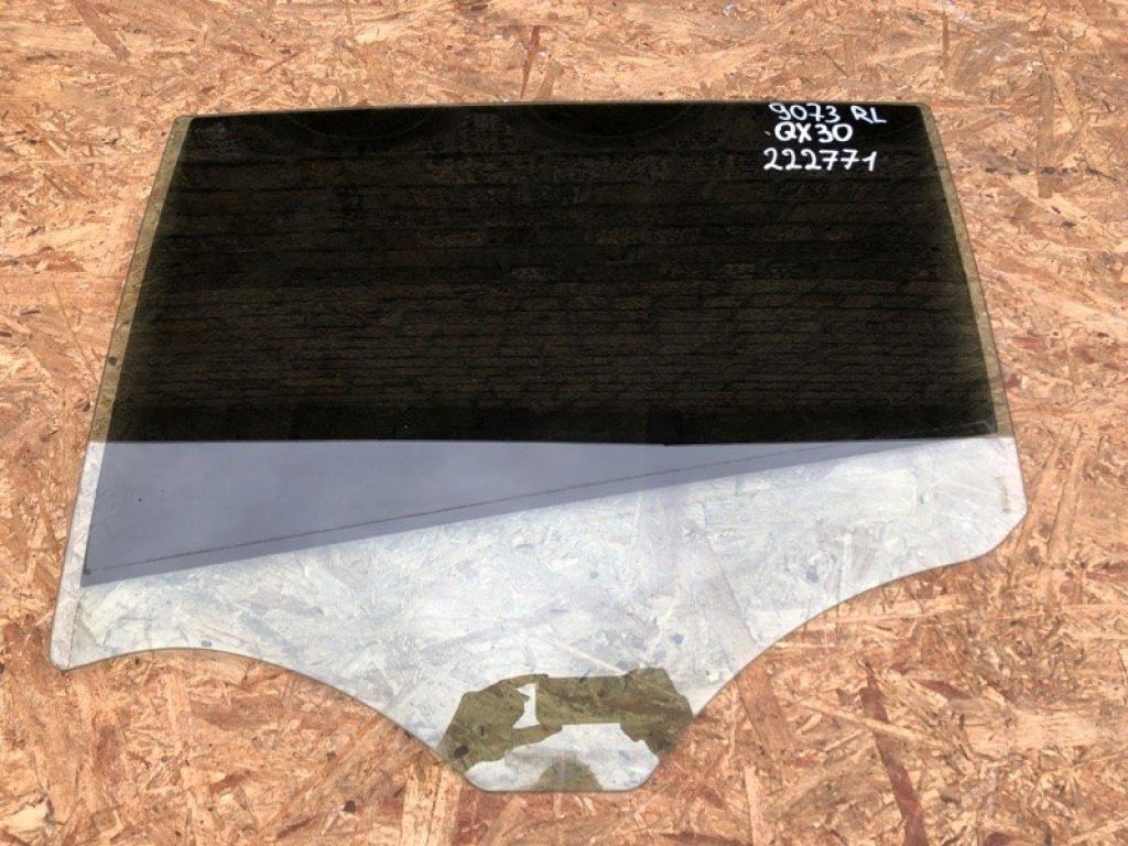 82313-5DA0A | Стекло двери задн. лев. INFINITI QX30 16-20