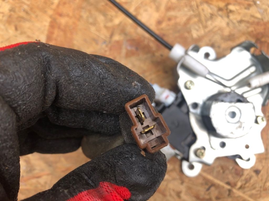 MR573879 | Стеклоподъемник задн. лев. MITSUBISHI OUTLANDER 03-07 - Фото 3