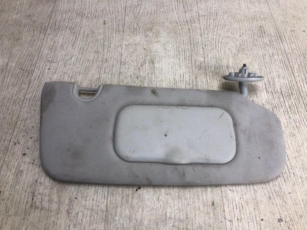 YD98HDAAA | Козирок сонцезахисний прав. JEEP PATRIOT 10-17