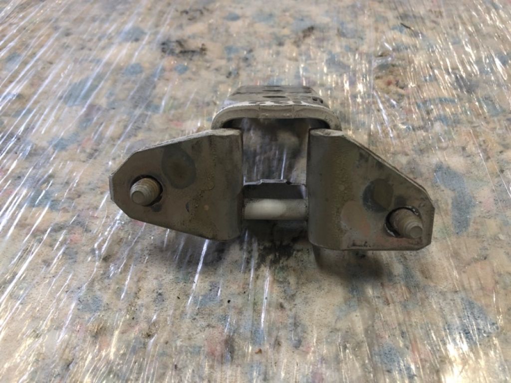 MR271687 | Петля двері нижня задн. прав. MITSUBISHI GALANT 03-12 - Фото 2