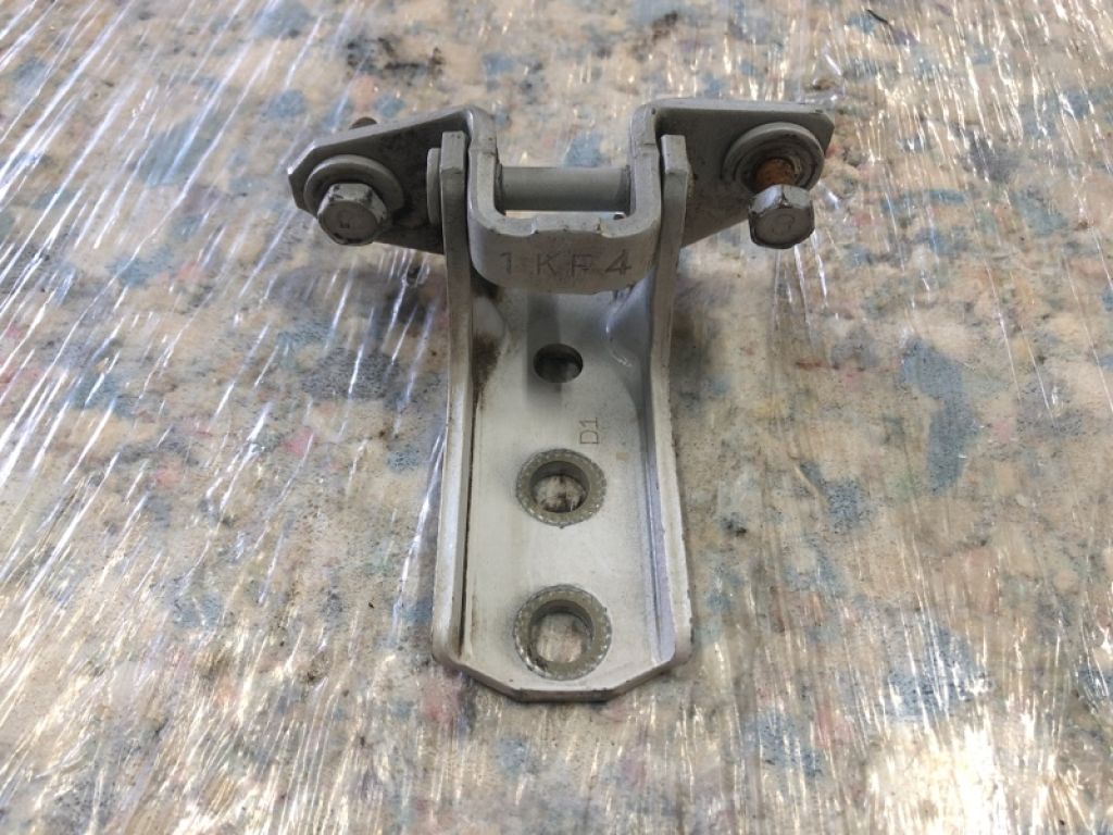 MR271687 | Петля двері нижня задн. прав. MITSUBISHI GALANT 03-12 - Фото 3