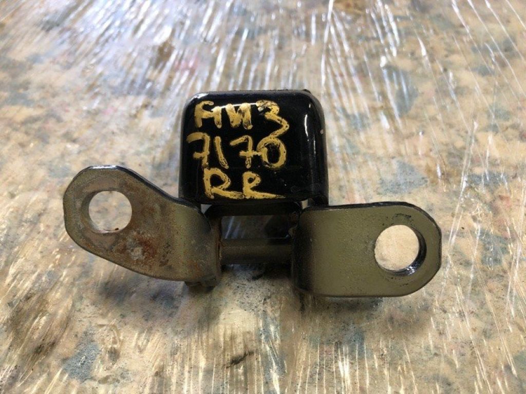 67920-SNE-A01ZZ | Петля двері нижня задн. прав. ACURA RDX 06-12 - Фото 2