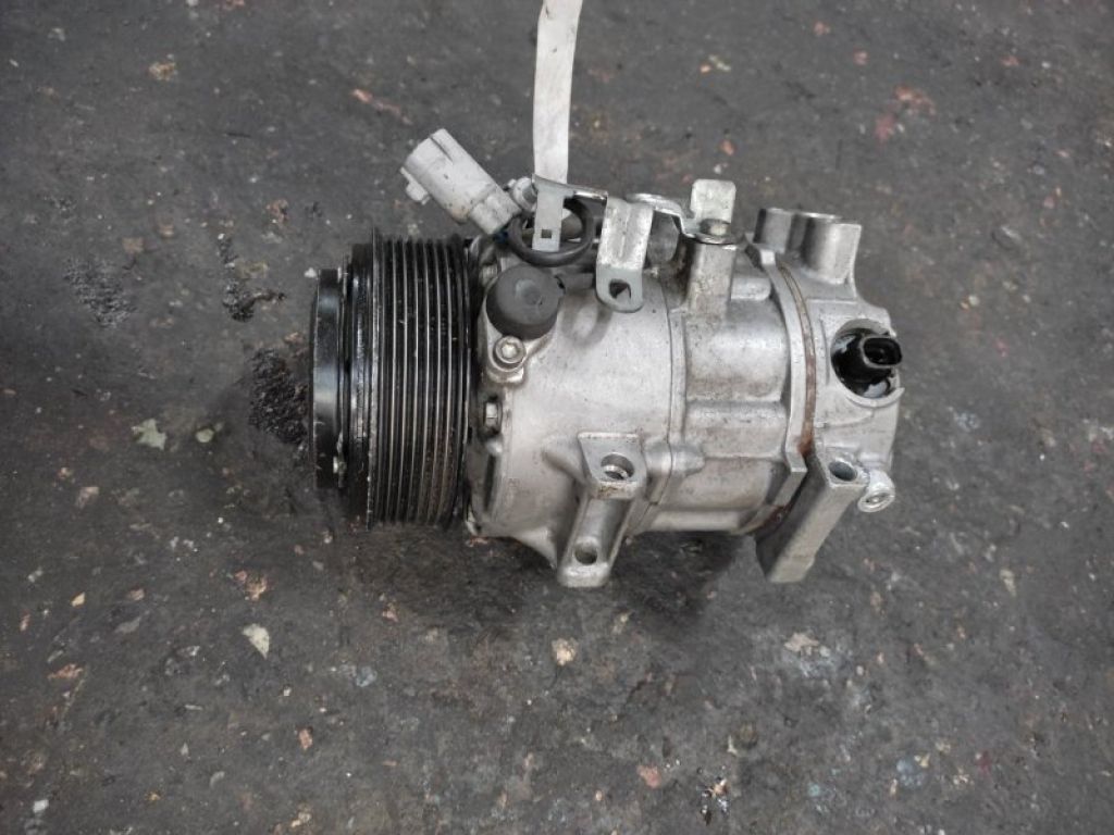 8832033200 | Компресор кондиціонера TOYOTA CAMRY 40 06-11
