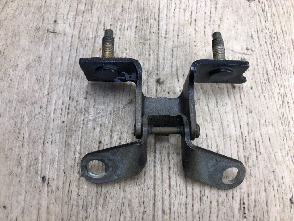 4589530AA | Петля крышки багажника прав. JEEP COMPASS 06-16 - Фото 3