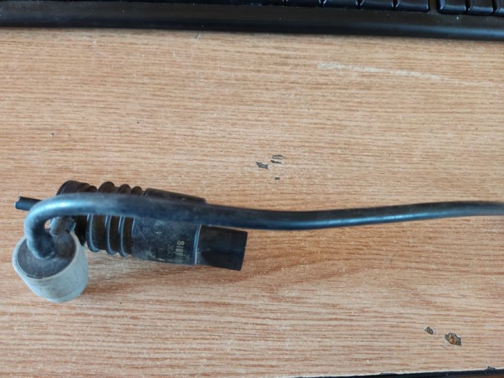 8260A059 | Насос омывателя стекла MITSUBISHI OUTLANDER XL 05-13