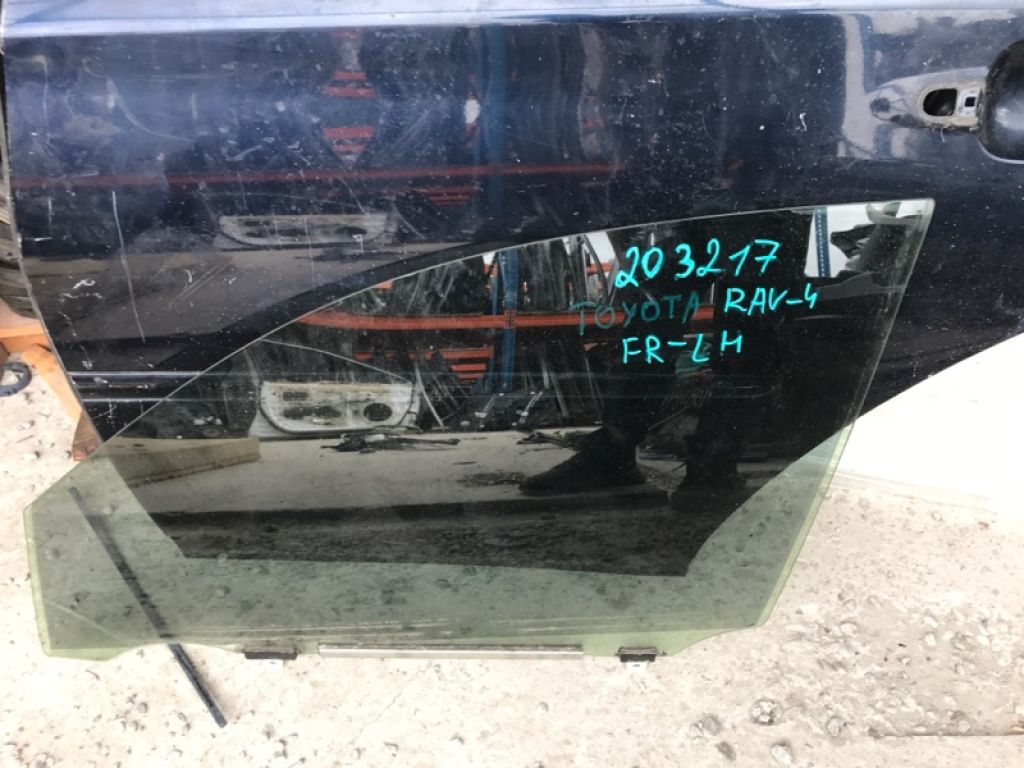 68102-42160 | Стекло двери передн. лев. TOYOTA RAV4 05-12