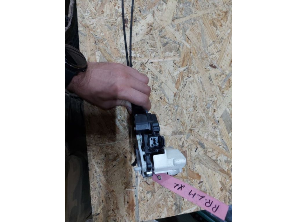 MN145875 | Замок двери задн. лев. MITSUBISHI OUTLANDER XL 05-13 - Фото 4