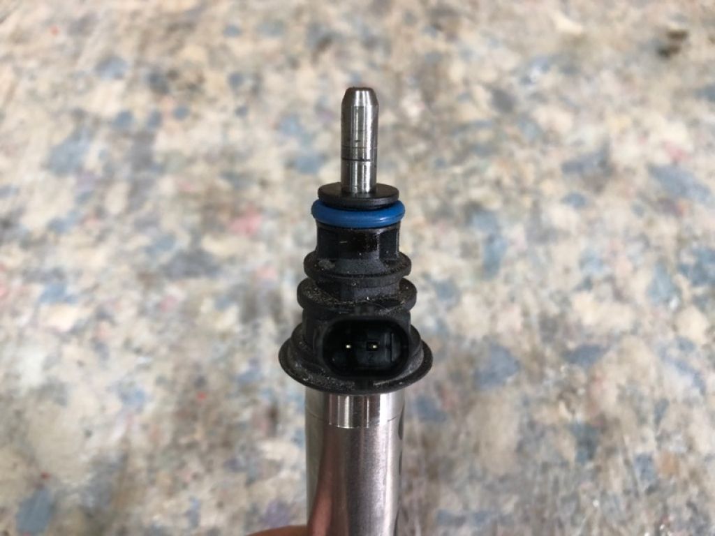 166E1-90C1N | Форсунка паливна INFINITI QX30 16-20 - Фото 2