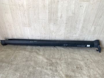 Накладка порогу зовнішня лів. DODGE JOURNEY 08-20