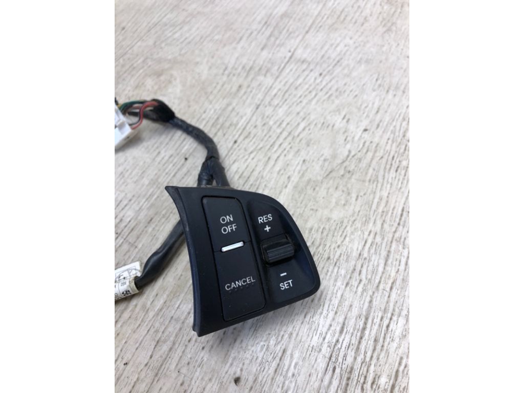 96720-2T120CA | Кнопки руля KIA OPTIMA TF 11-16 - Фото 2