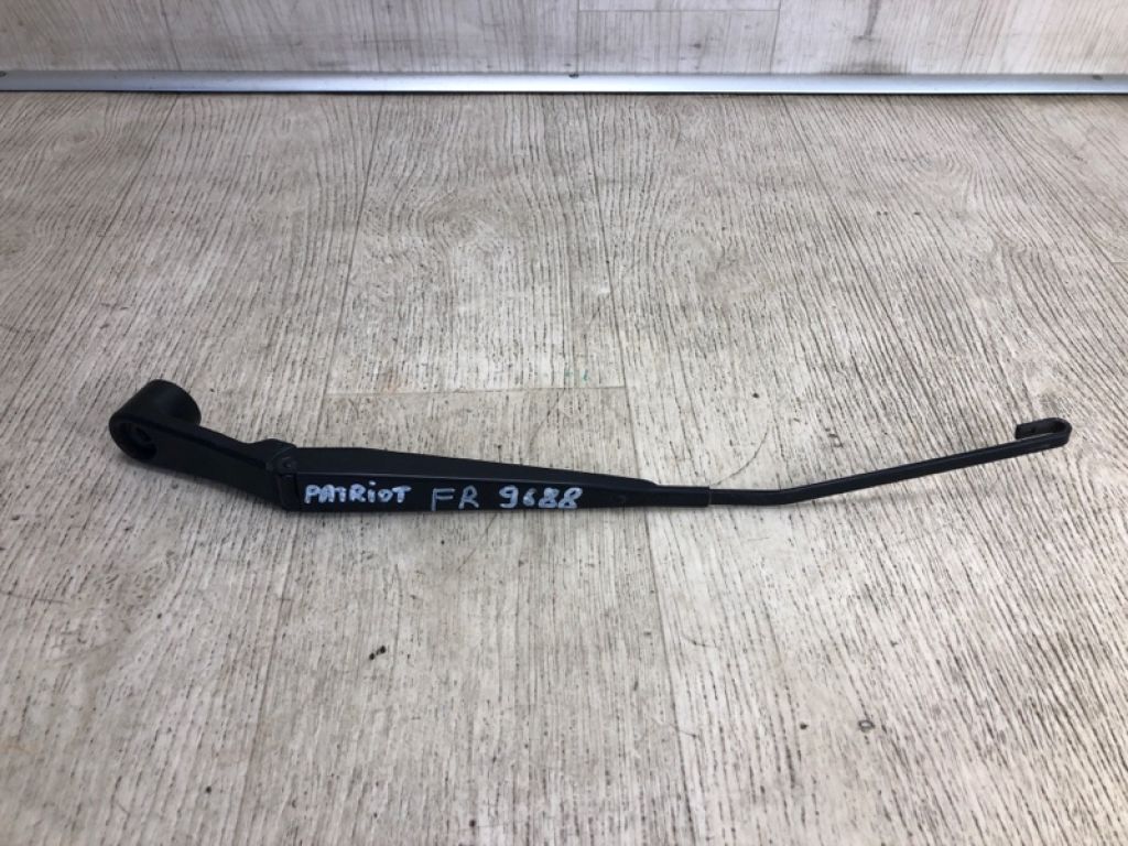 68003736AB | Поводок стеклоочистителя передний прав. JEEP PATRIOT 10-17