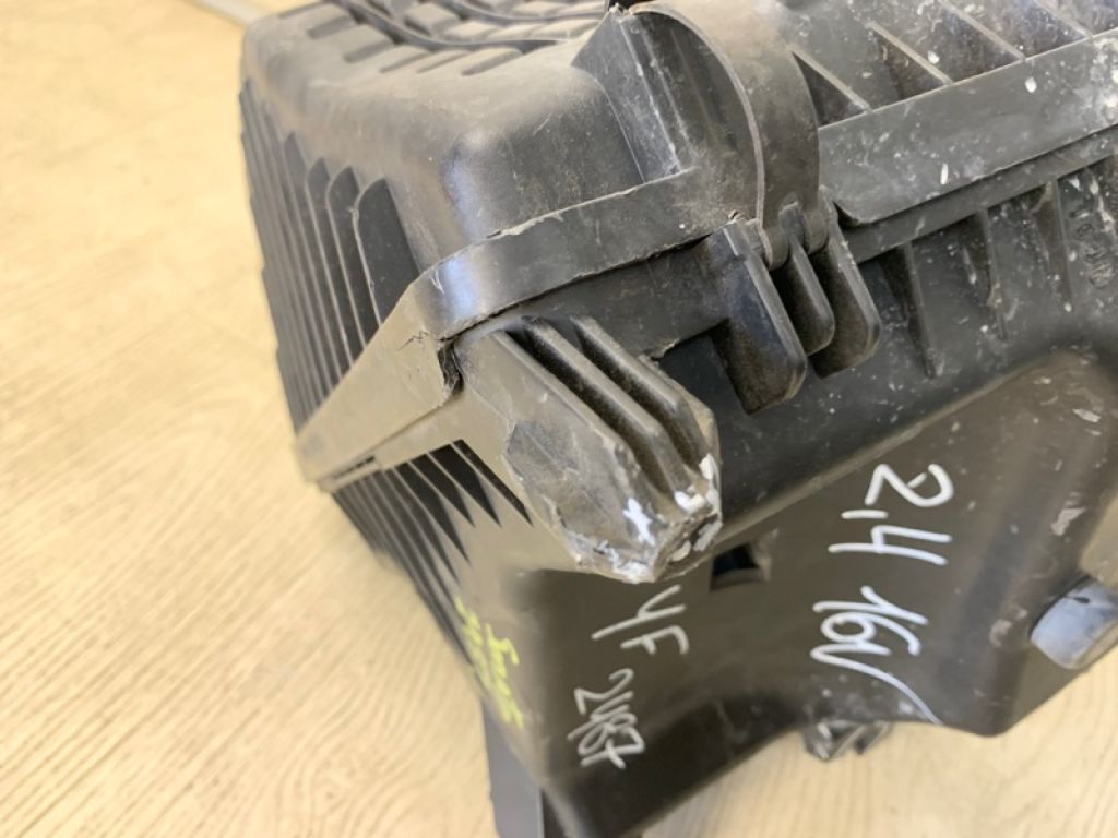 28110-3Q100 | Корпус повітряного фільтра HYUNDAI SONATA YF 10-14 - Фото 7