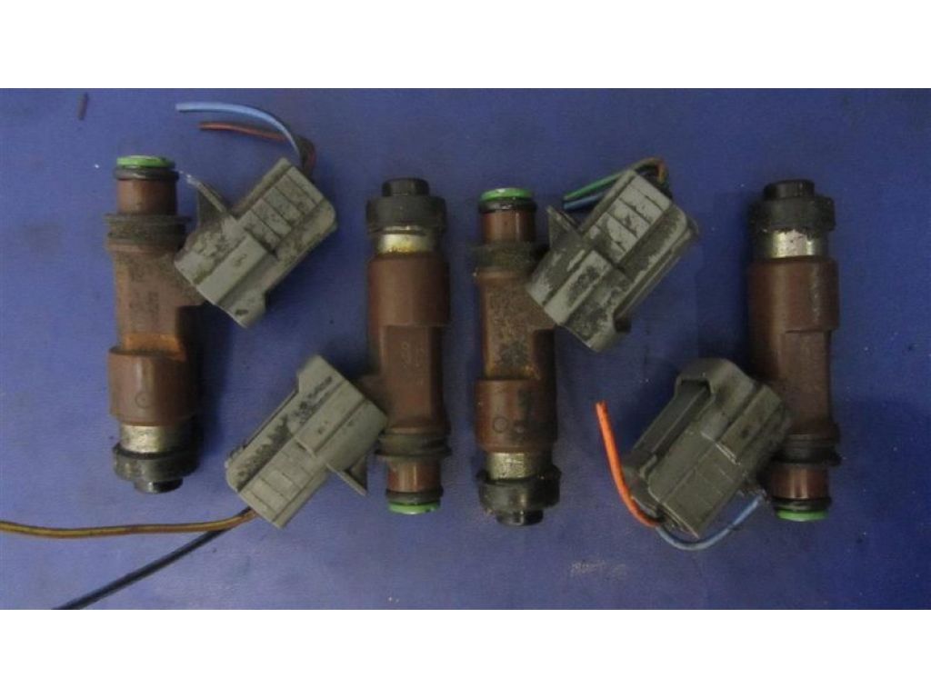 16611AA77A | Форсунка топливная SUBARU OUTBACK 09-14 BR - Фото 2