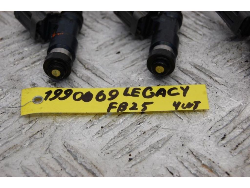 16611AA81A | Форсунка паливна SUBARU LEGACY 09-15 BM - Фото 2