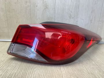 Фонарь наружный прав. HYUNDAI ELANTRA MD 10-15