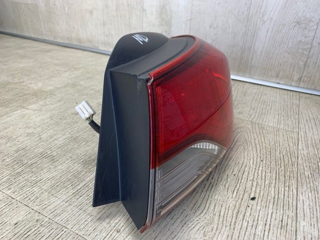 92402-3X200 | Ліхтар зовнішній прав. HYUNDAI ELANTRA MD 10-15 - Фото 8